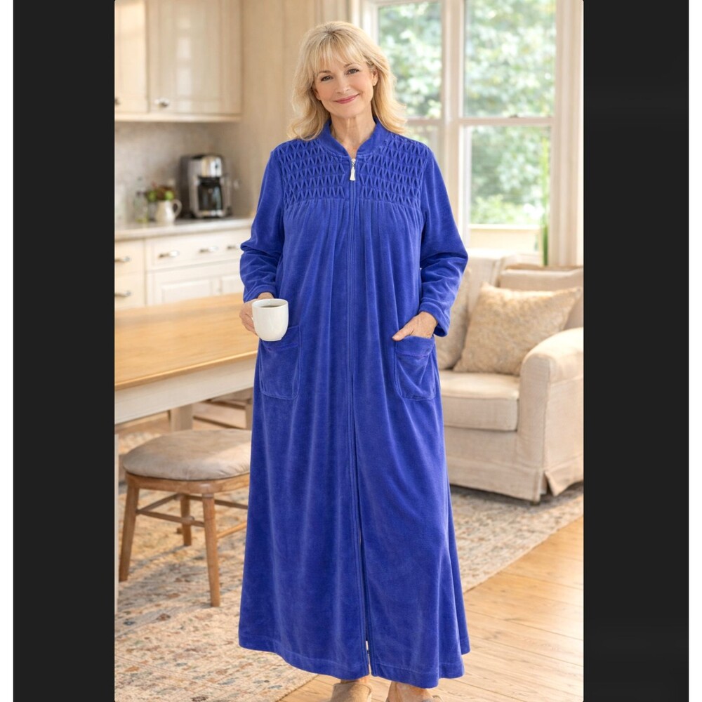 Appleseed’s Velour House Coat Robe XL Blue Smocked Zip Duster Pockets Lounge EUC